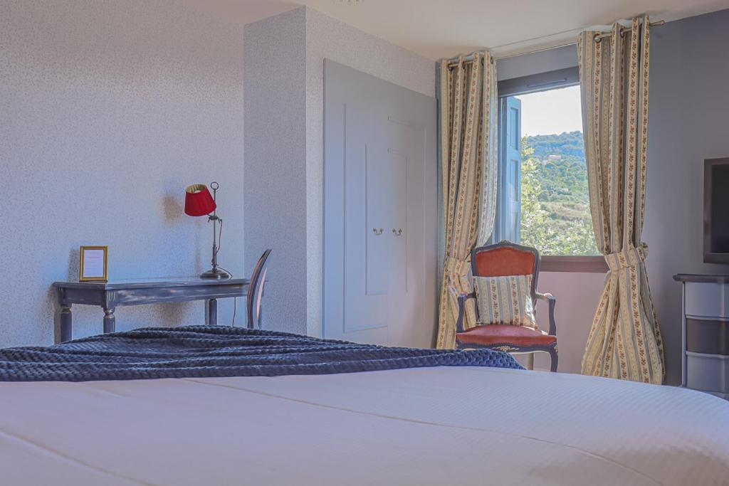 Le Relais Des Chartreuses Hotel Le Boulou Exterior photo