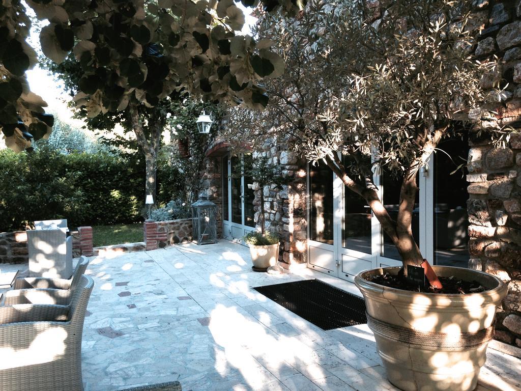 Le Relais Des Chartreuses Hotel Le Boulou Exterior photo